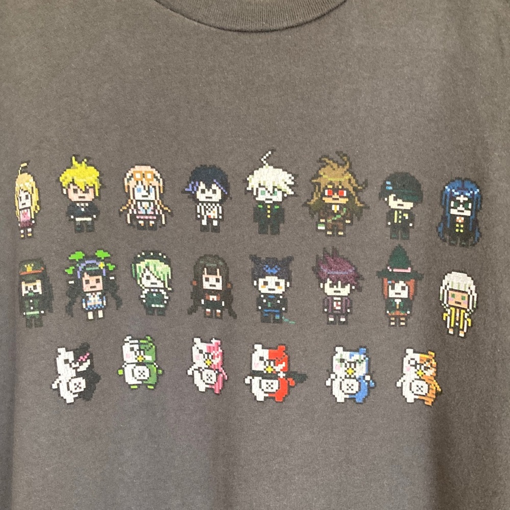 Next Level Men's Danganronpa V3 Pixel Graphic‎ T-Shirt Size Large Gray Gaming